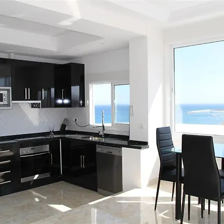 Impresionante Atico, Primera Liinea Playa, Vistas Al Mar, Piscina Comunitaria Fuengirola